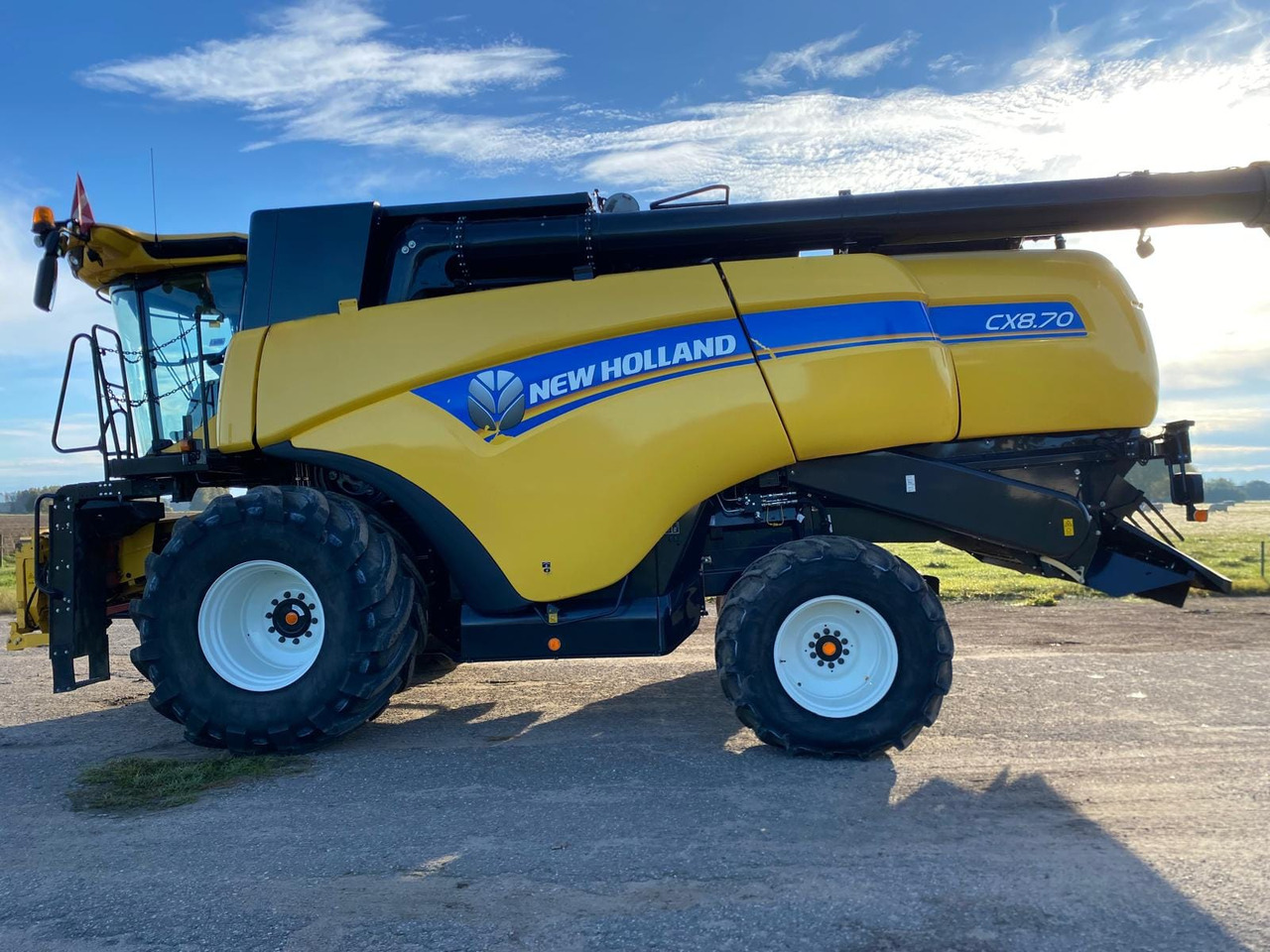 NEW HOLLAND CX8.70 - Hasat makinesi: fotoğraf 2 NEW HOLLAND CX8.70 - Hasat makinesi: fotoğraf 2