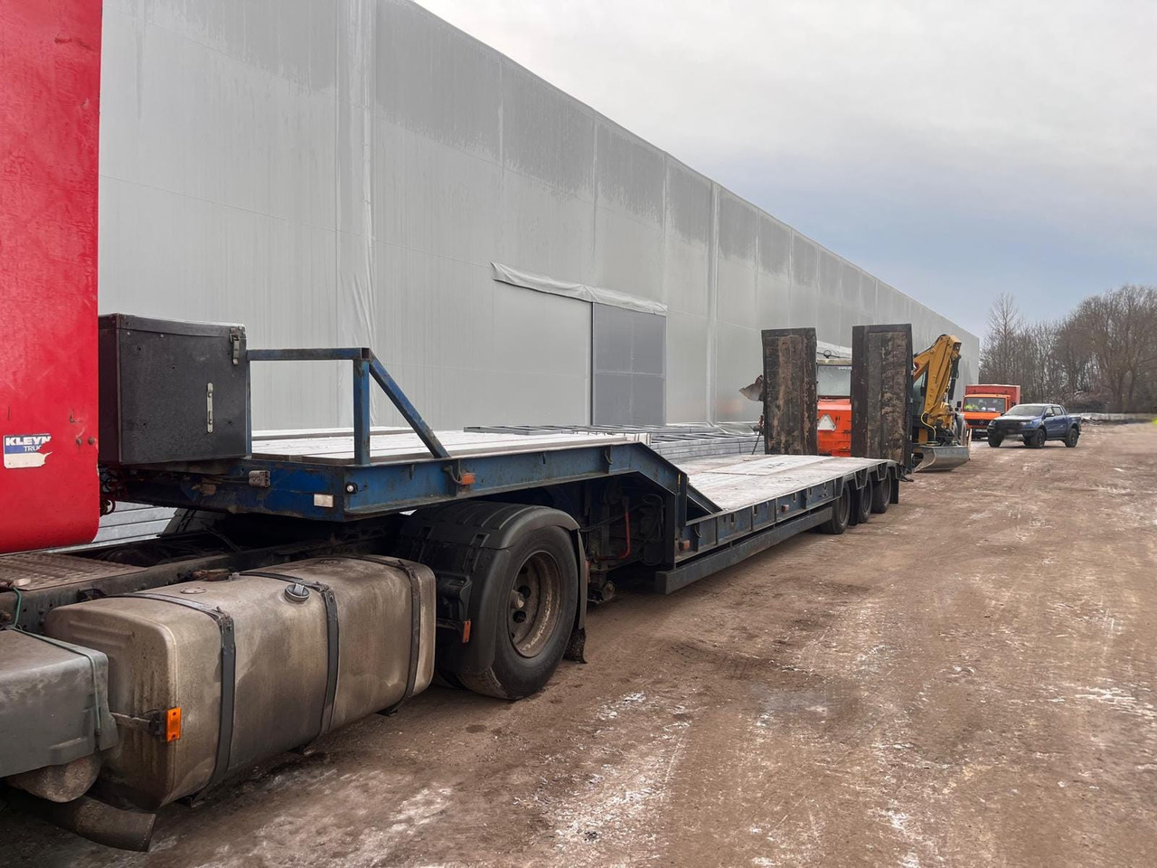 SCANIA R124 - Araba taşıyıcı kamyon: fotoğraf 2 SCANIA R124 - Araba taşıyıcı kamyon: fotoğraf 2