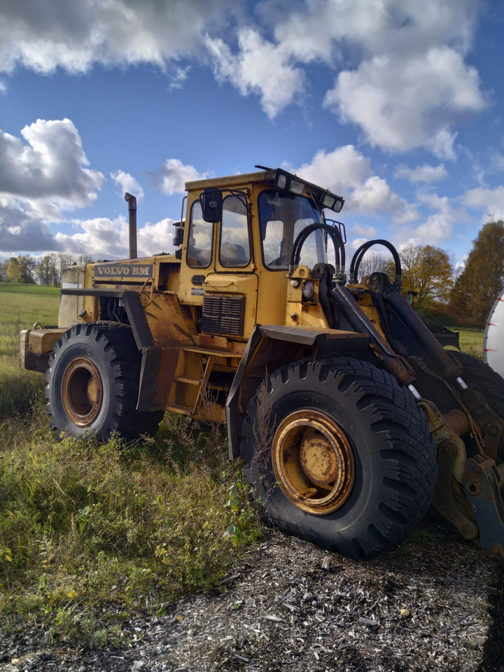 VOLVO L120 - Tekerlekli yükleyici: fotoğraf 2 VOLVO L120 - Tekerlekli yükleyici: fotoğraf 2