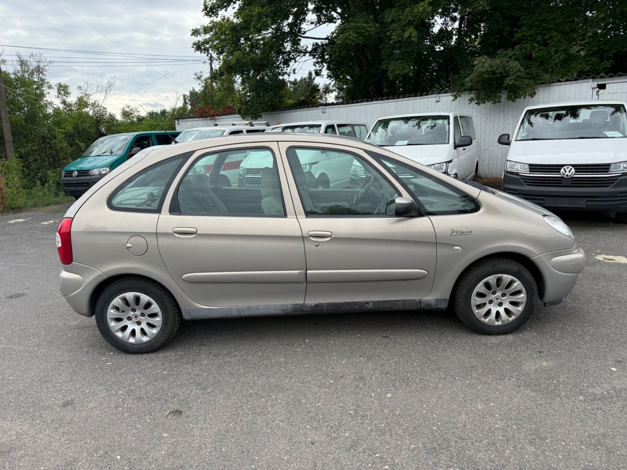 Citroën Xsara Picasso 1.8 16V Exclusive - Sedan araba: fotoğraf 3 Citroën Xsara Picasso 1.8 16V Exclusive - Sedan araba: fotoğraf 3