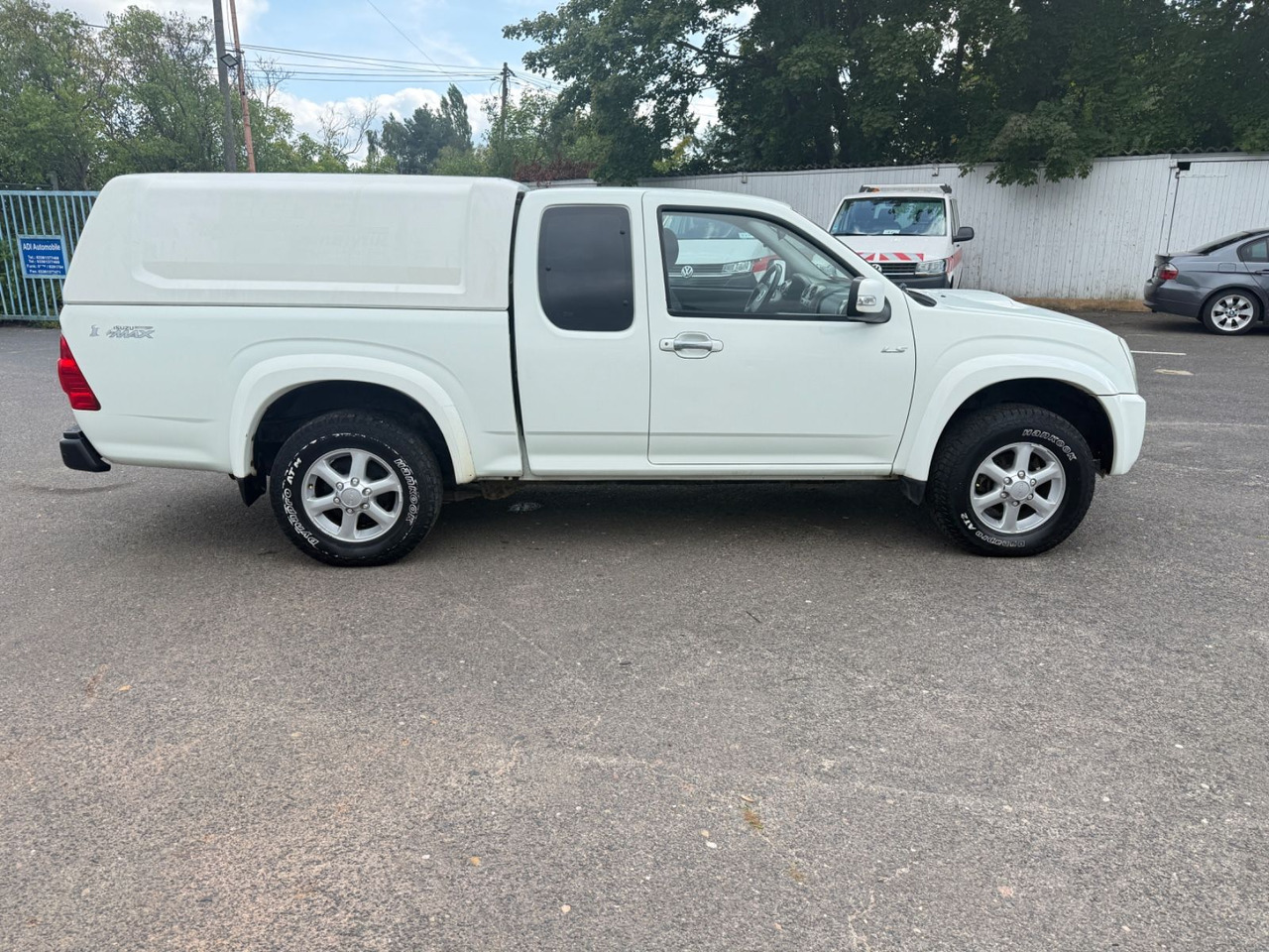 Isuzu D-Max Single Cab Basis 4WD - SUV: fotoğraf 3 Isuzu D-Max Single Cab Basis 4WD - SUV: fotoğraf 3