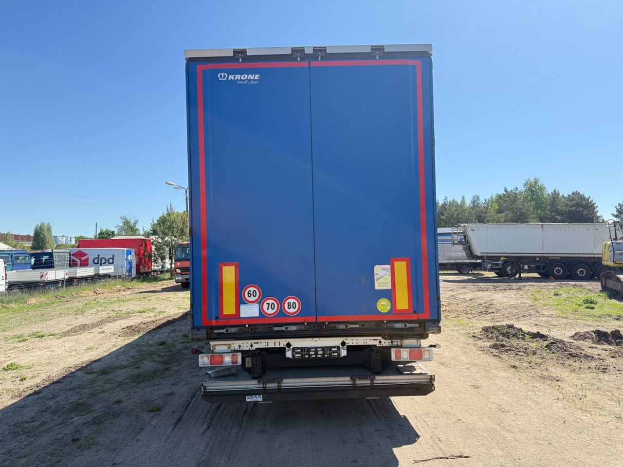Tenteli dorse Krone SD  mit Ladebordwand: fotoğraf 7