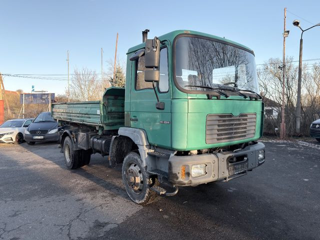 MAN 14.244 Kipper 4x4 - Damperli kamyon: fotoğraf 2 MAN 14.244 Kipper 4x4 - Damperli kamyon: fotoğraf 2