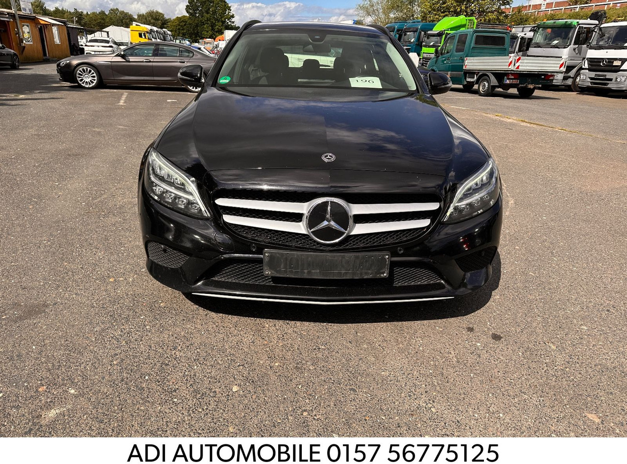 Mercedes-Benz C Klasse T-Modell C 200 d T - Binek araba: fotoğraf 1 Mercedes-Benz C Klasse T-Modell C 200 d T - Binek araba: fotoğraf 1