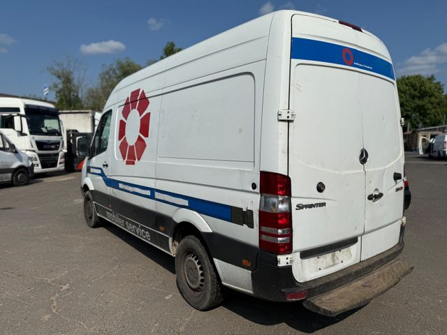 Mercedes-Benz Sprinter II Kasten 313 CDI MOTORSCHADEN !!! - Panelvan: fotoğraf 5 Mercedes-Benz Sprinter II Kasten 313 CDI MOTORSCHADEN !!! - Panelvan: fotoğraf 5
