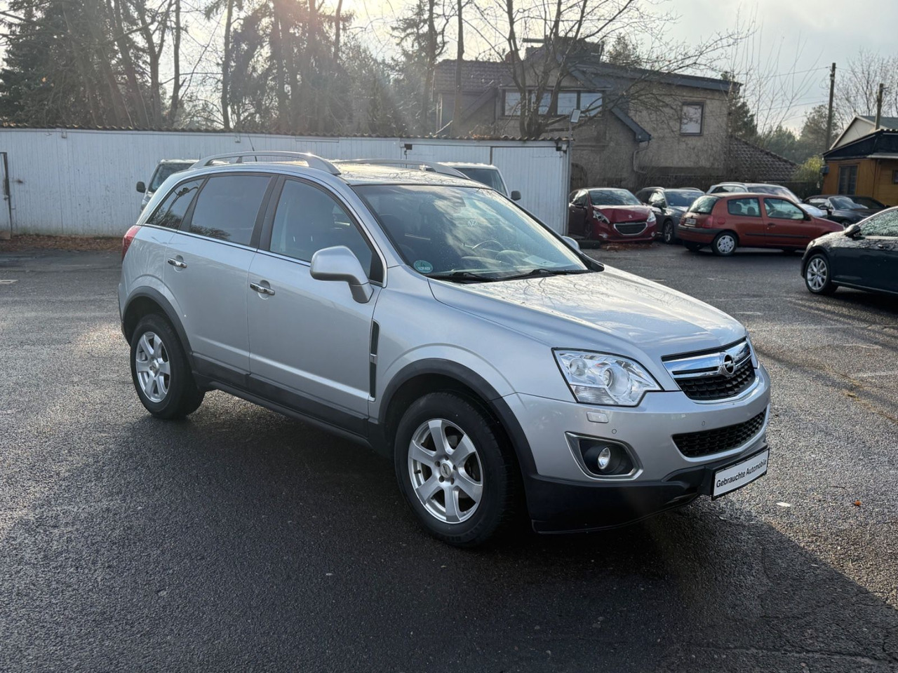 Opel Antara Cosmo 4x4 - Sedan araba: fotoğraf 2 Opel Antara Cosmo 4x4 - Sedan araba: fotoğraf 2