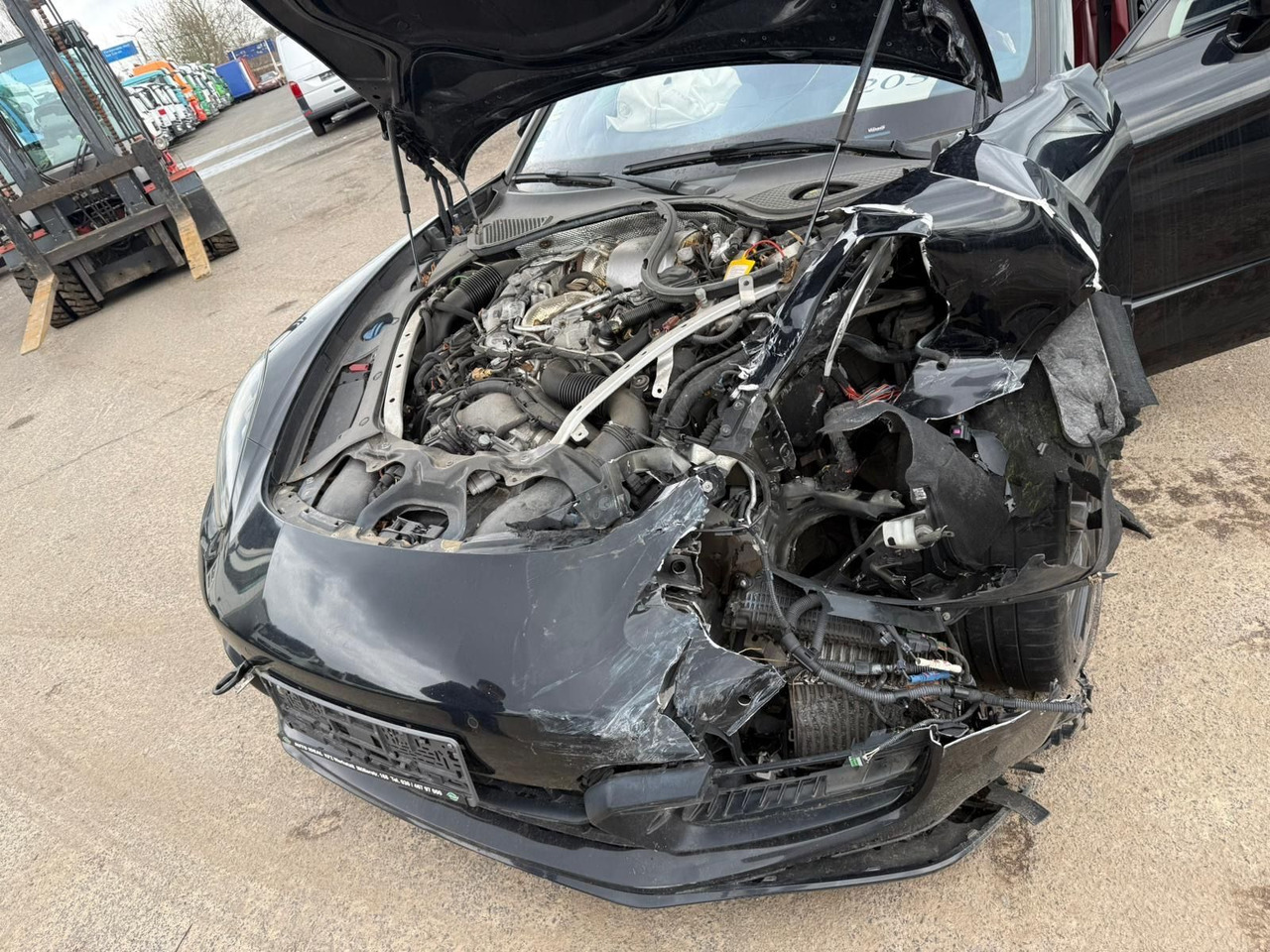 Porsche Panamera 4 S Diesel UNFALL!! - Binek araba: fotoğraf 5 Porsche Panamera 4 S Diesel UNFALL!! - Binek araba: fotoğraf 5