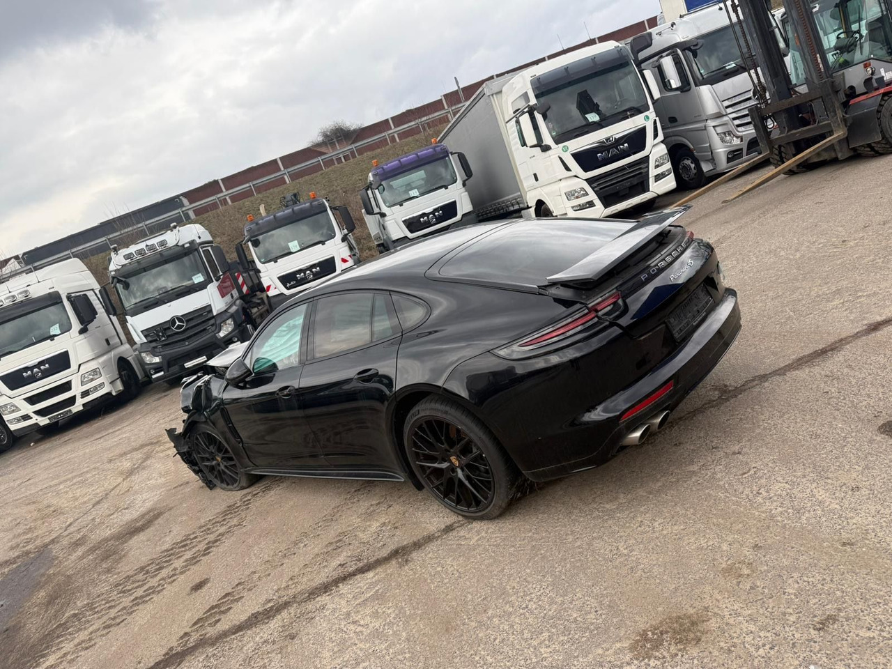 Porsche Panamera 4 S Diesel UNFALL!! - Binek araba: fotoğraf 3 Porsche Panamera 4 S Diesel UNFALL!! - Binek araba: fotoğraf 3