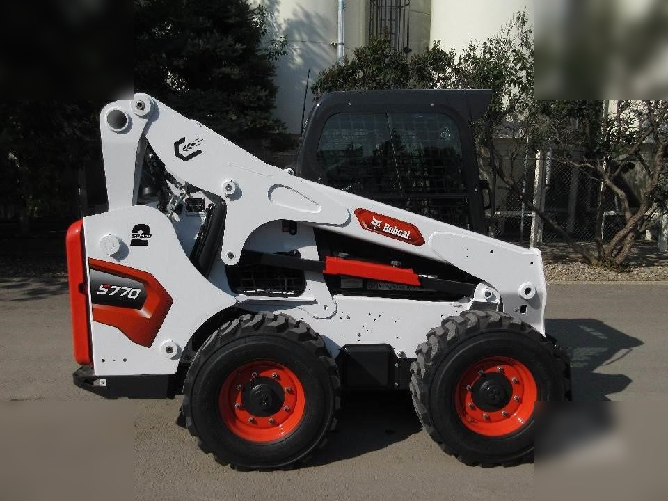 BOBCAT S770 - Mini yükleyici: fotoğraf 1 BOBCAT S770 - Mini yükleyici: fotoğraf 1