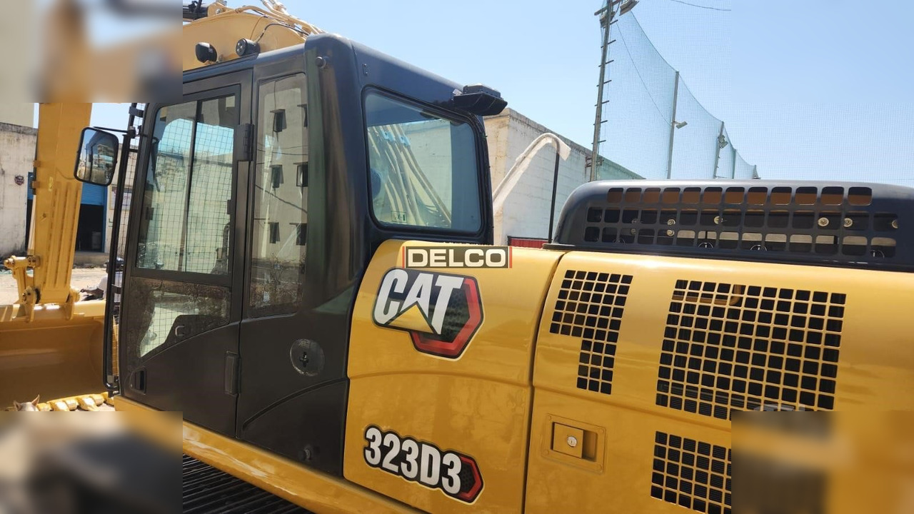 CATERPILLAR 323D3 - Paletli ekskavatör: fotoğraf 5 CATERPILLAR 323D3 - Paletli ekskavatör: fotoğraf 5