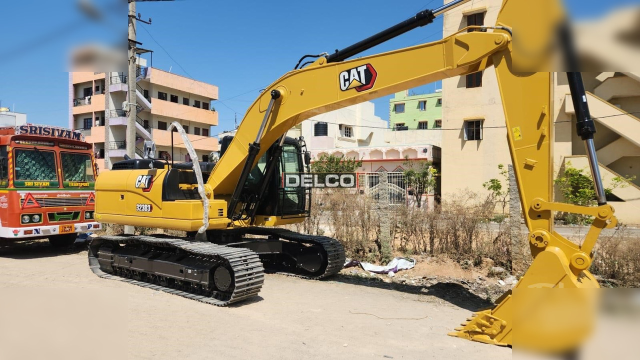 CATERPILLAR 323D3 - Paletli ekskavatör: fotoğraf 3 CATERPILLAR 323D3 - Paletli ekskavatör: fotoğraf 3