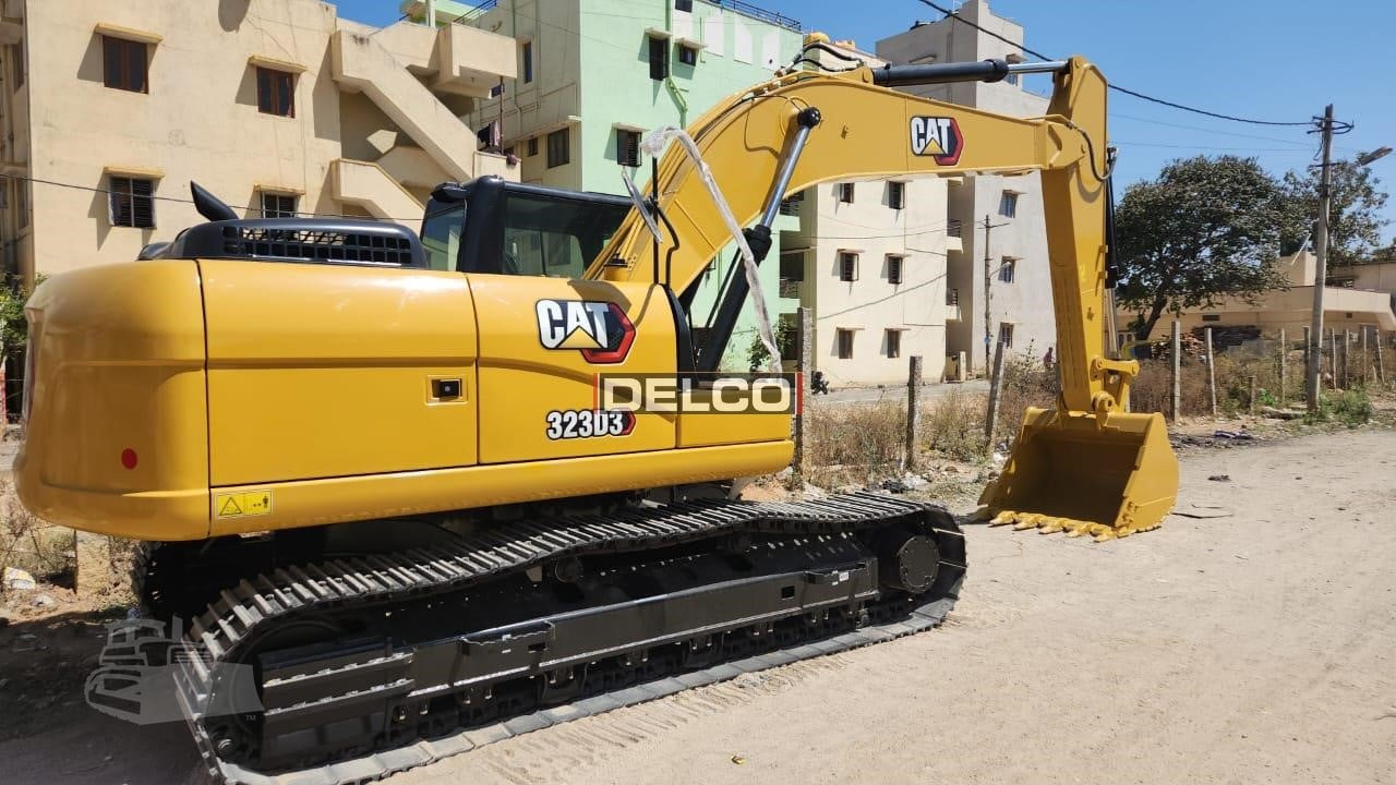 CATERPILLAR 323D3 - Paletli ekskavatör: fotoğraf 3 CATERPILLAR 323D3 - Paletli ekskavatör: fotoğraf 3