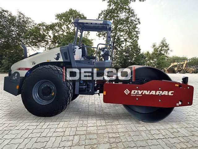 DYNAPAC CA305 - Silindir makinesi: fotoğraf 3 DYNAPAC CA305 - Silindir makinesi: fotoğraf 3