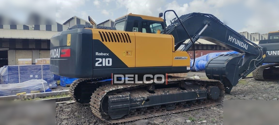 HYUNDAI ROBEX 210 - Paletli ekskavatör: fotoğraf 1 HYUNDAI ROBEX 210 - Paletli ekskavatör: fotoğraf 1
