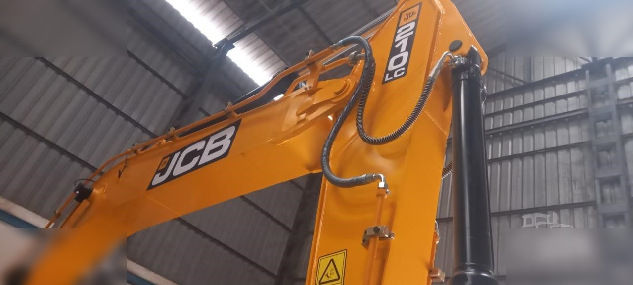 JCB JS210 LC - Paletli ekskavatör: fotoğraf 3 JCB JS210 LC - Paletli ekskavatör: fotoğraf 3