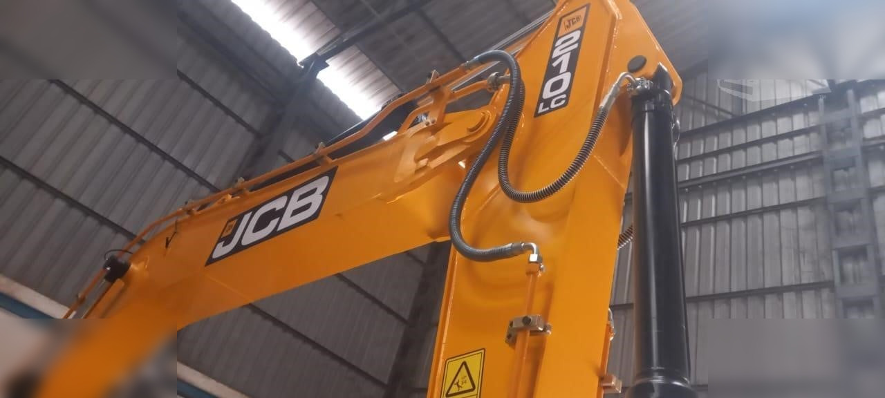 JCB JS210 LC - Paletli ekskavatör: fotoğraf 4 JCB JS210 LC - Paletli ekskavatör: fotoğraf 4