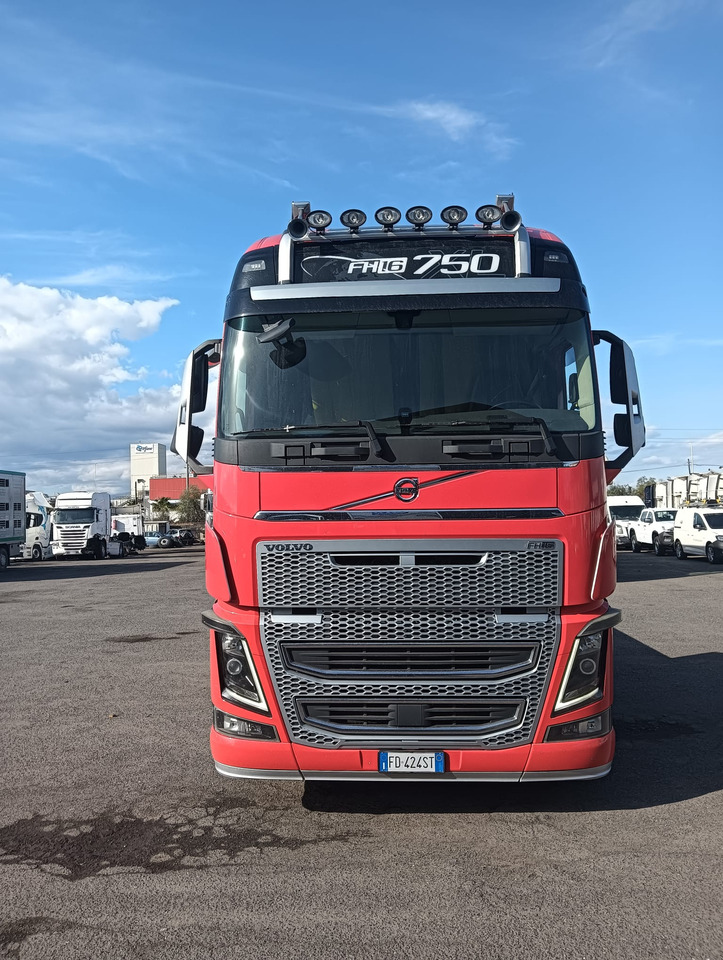 VOLVO FH16 750 - Sal/ Açık kasa kamyon: fotoğraf 3 VOLVO FH16 750 - Sal/ Açık kasa kamyon: fotoğraf 3