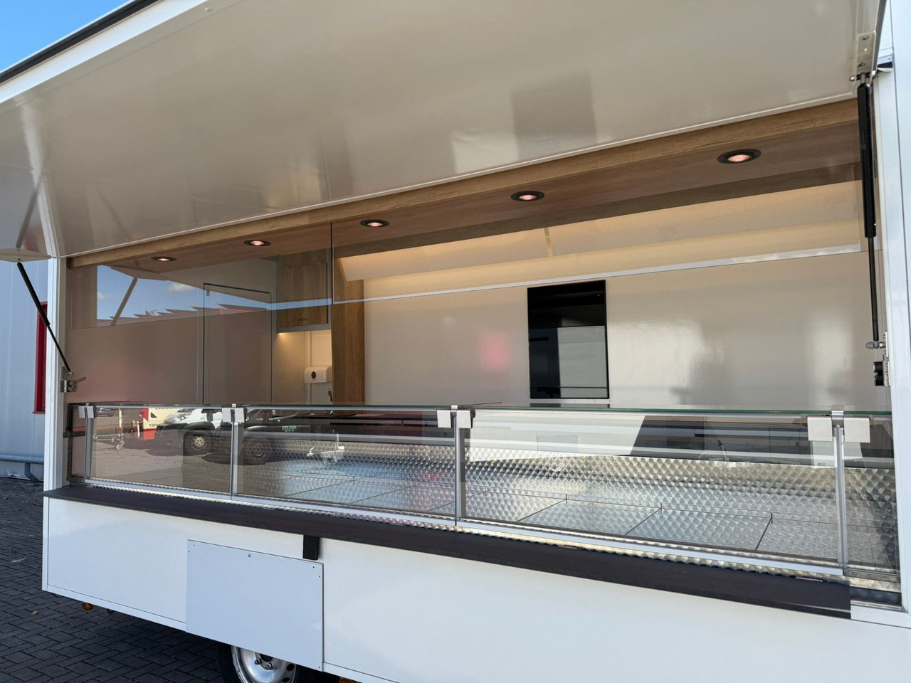 Renault ESSELMANN Verkaufsmobil - Gida kamyon: fotoğraf 3 Renault ESSELMANN Verkaufsmobil - Gida kamyon: fotoğraf 3