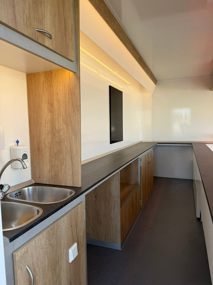 Renault ESSELMANN Verkaufsmobil - Gida kamyon: fotoğraf 5 Renault ESSELMANN Verkaufsmobil - Gida kamyon: fotoğraf 5