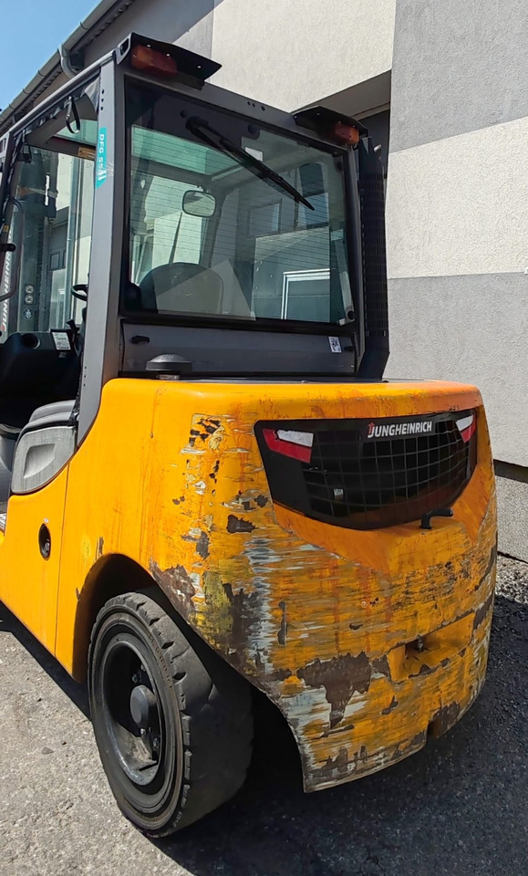 Jungheinrich DFG 550s - Dizel forklift: fotoğraf 4 Jungheinrich DFG 550s - Dizel forklift: fotoğraf 4