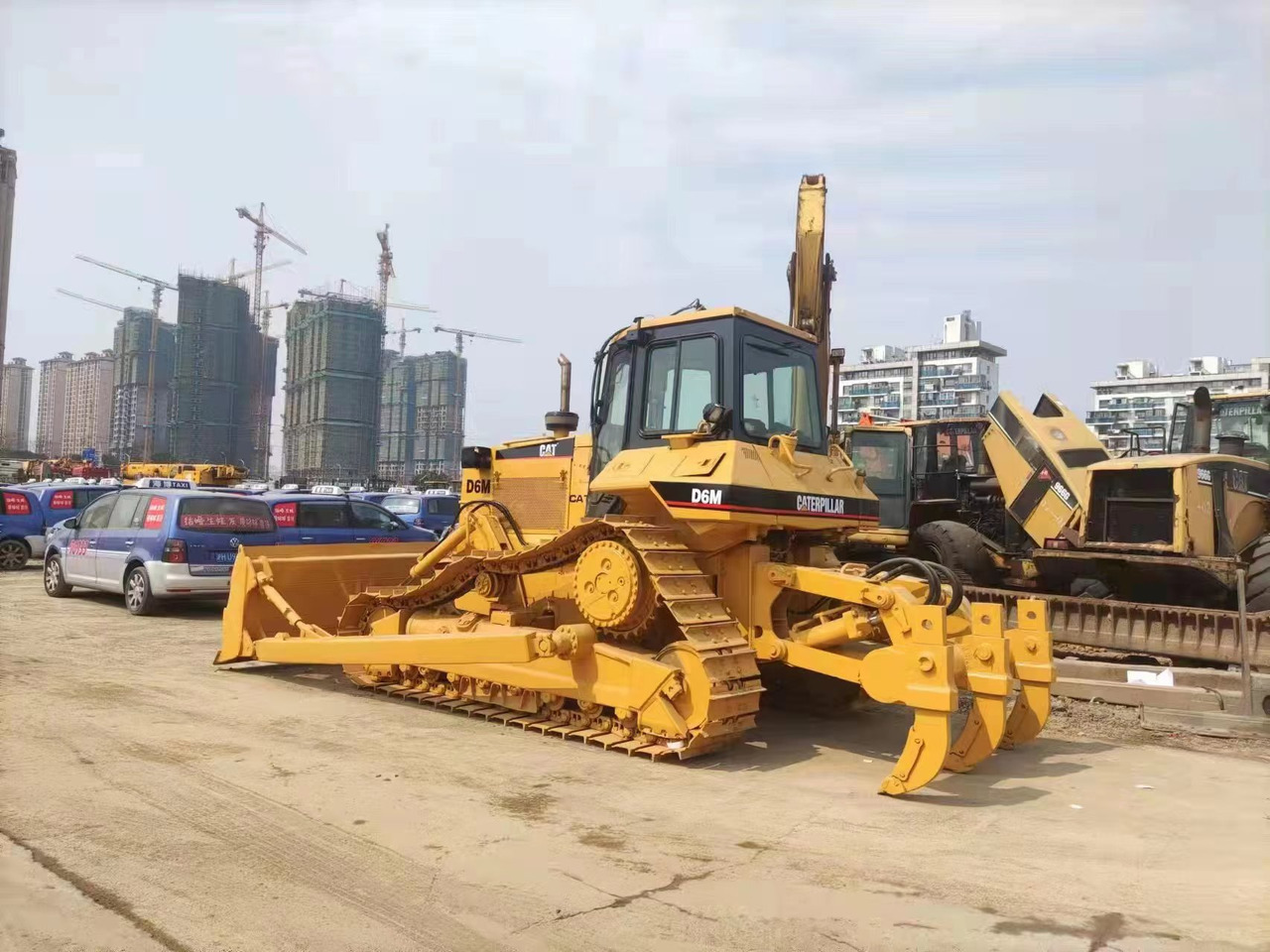 CAT D6M - Buldozer: fotoğraf 2 CAT D6M - Buldozer: fotoğraf 2