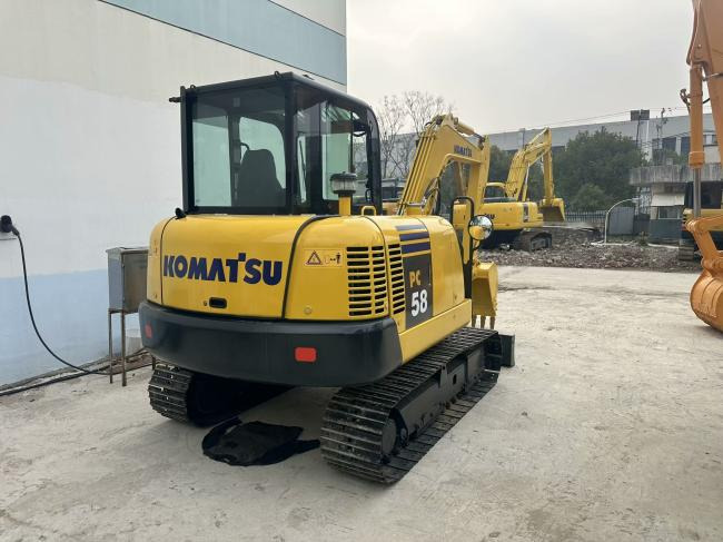 Komatsu PC56 - Mini ekskavatör: fotoğraf 5 Komatsu PC56 - Mini ekskavatör: fotoğraf 5