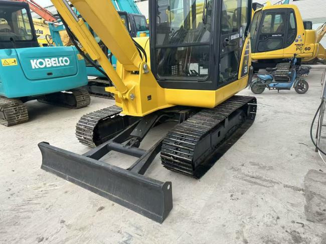 Komatsu PC56 - Mini ekskavatör: fotoğraf 3 Komatsu PC56 - Mini ekskavatör: fotoğraf 3