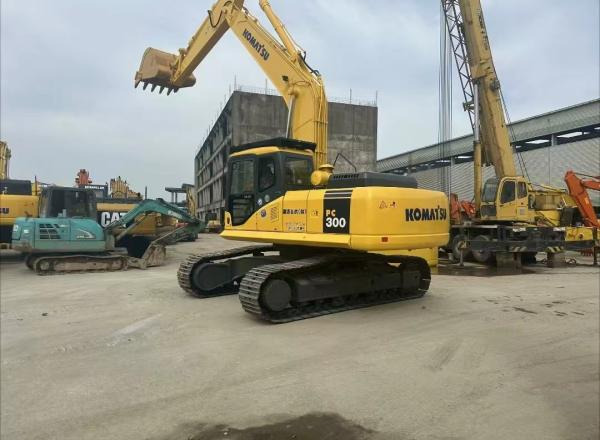 Komatsu pc300-7 - Paletli ekskavatör: fotoğraf 4 Komatsu pc300-7 - Paletli ekskavatör: fotoğraf 4