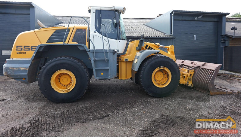 Liebherr L556 Like new!! Airco, quick coupler, skeleton bucket with teeths - Yükleyici: fotoğraf 2 Liebherr L556 Like new!! Airco, quick coupler, skeleton bucket with teeths - Yükleyici: fotoğraf 2