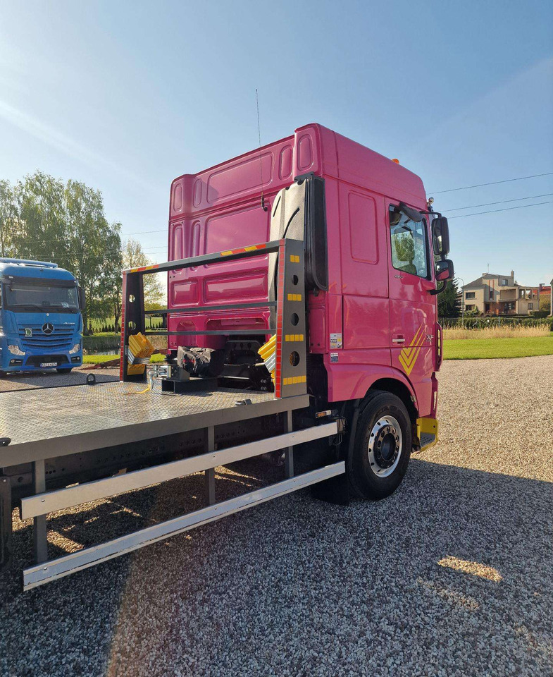 DAF XF 460 - Araba taşıyıcı kamyon: fotoğraf 4 DAF XF 460 - Araba taşıyıcı kamyon: fotoğraf 4