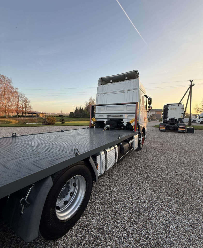 DAF XF 460 - Araba taşıyıcı kamyon: fotoğraf 3 DAF XF 460 - Araba taşıyıcı kamyon: fotoğraf 3