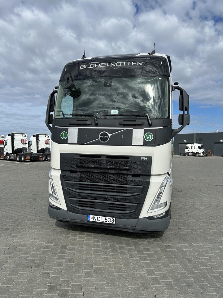 VOLVO FH D13 - Çekici: fotoğraf 1 VOLVO FH D13 - Çekici: fotoğraf 1