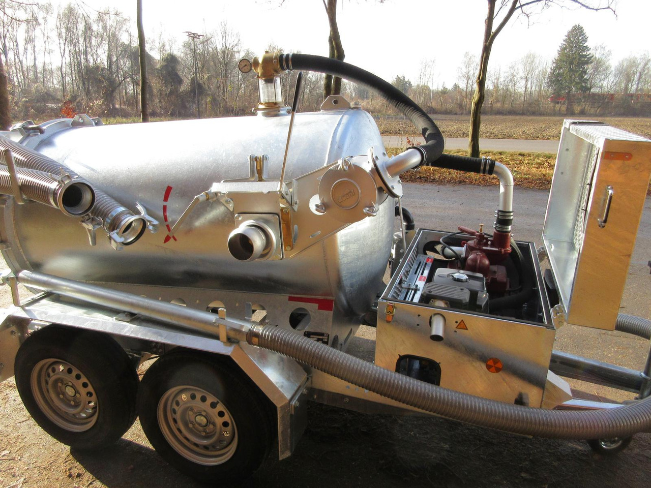 M-Vac 2000 Vacuum system specialized for drilling mud / vacuum container 2000l - Burgu makinesi: fotoğraf 3 M-Vac 2000 Vacuum system specialized for drilling mud / vacuum container 2000l - Burgu makinesi: fotoğraf 3