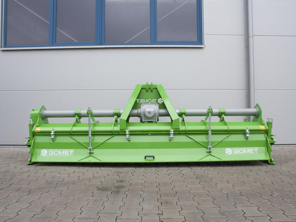 Bomet Bodenfräsen / Rotary tiller / Rotavator / Vangatrice / Desgarrador / Роторный культиватор / Glebogryzarka 3 m - Rotovatör: fotoğraf 3 Bomet Bodenfräsen / Rotary tiller / Rotavator / Vangatrice / Desgarrador / Роторный культиватор / Glebogryzarka 3 m - Rotovatör: fotoğraf 3