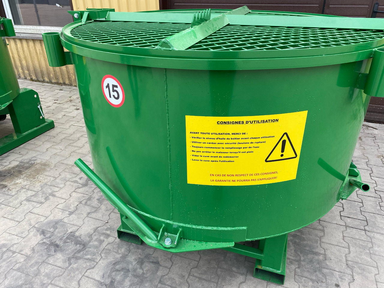 DC Betonmischer / Hydraulic concrete mixer / Malaxeur à béton hydraulique / Betoniera / Бетономешалка с гидравлическим приводом / Betoniarka hydrauliczna 800 l - Beton mikseri: fotoğraf 5 DC Betonmischer / Hydraulic concrete mixer / Malaxeur à béton hydraulique / Betoniera / Бетономешалка с гидравлическим приводом / Betoniarka hydrauliczna 800 l - Beton mikseri: fotoğraf 5