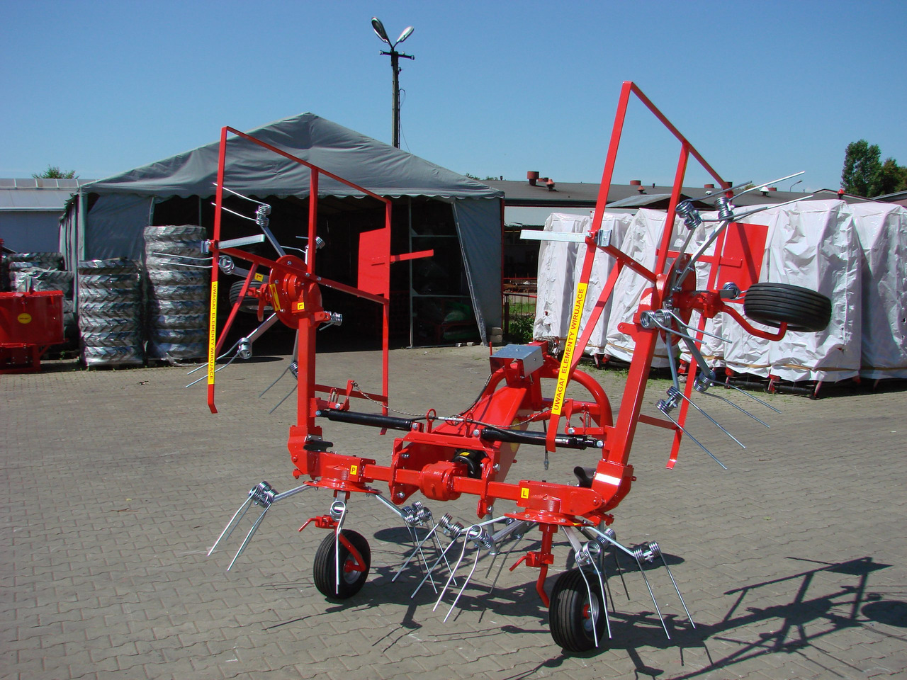 JAR-MET Schwader / Tedder / Faneuse / Przetrząsacz 5,2 m - Ot toplama tırmığı: fotoğraf 5 JAR-MET Schwader / Tedder / Faneuse / Przetrząsacz 5,2 m - Ot toplama tırmığı: fotoğraf 5
