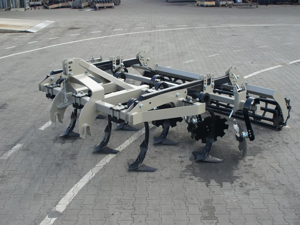 ROLEX Flügelschargrubber / Stubble cultivator / Dechaumeur à dents / Стерневой культиватор / Agregat podorywkowy 3 m - Kültivatör: fotoğraf 1 ROLEX Flügelschargrubber / Stubble cultivator / Dechaumeur à dents / Стерневой культиватор / Agregat podorywkowy 3 m - Kültivatör: fotoğraf 1