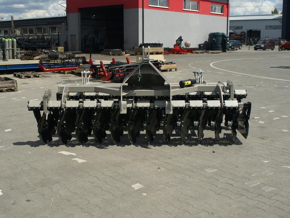 ROLEX Scheibenegge / Disc harrow / Dechaumeur à disques / Erpice a dischi / Дисковая борона / Brona talerzowa 3 m - Disk tırmığı: fotoğraf 3 ROLEX Scheibenegge / Disc harrow / Dechaumeur à disques / Erpice a dischi / Дисковая борона / Brona talerzowa 3 m - Disk tırmığı: fotoğraf 3