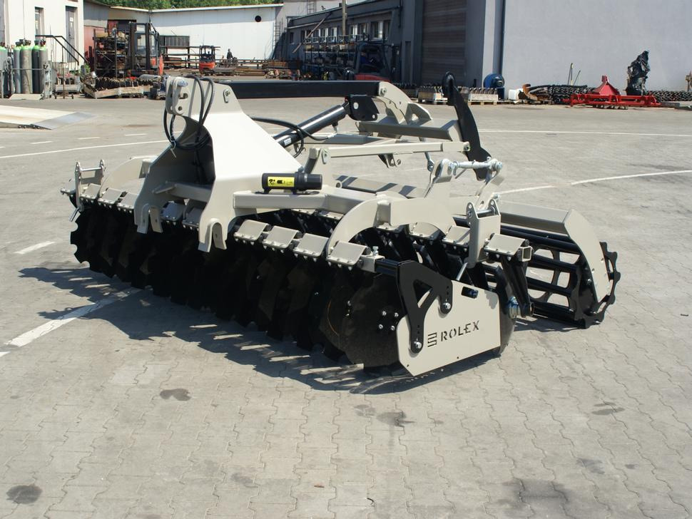 Rolex Scheibenegge / Disc harrow with hydropack / Déchaumeur à disques avec support semoir / Erpice a dischi / Cultivador de discos con hydropack / Дисковая борона с гидропаком 3 m - Disk tırmığı: fotoğraf 1 Rolex Scheibenegge / Disc harrow with hydropack / Déchaumeur à disques avec support semoir / Erpice a dischi / Cultivador de discos con hydropack / Дисковая борона с гидропаком 3 m - Disk tırmığı: fotoğraf 1