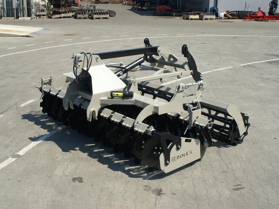 Rolex Scheibenegge / Disc harrow with hydropack / Déchaumeur à disques avec support semoir / Erpice a dischi / Cultivador de discos con hydropack / Дисковая борона с гидропаком 3 m - Disk tırmığı: fotoğraf 2 Rolex Scheibenegge / Disc harrow with hydropack / Déchaumeur à disques avec support semoir / Erpice a dischi / Cultivador de discos con hydropack / Дисковая борона с гидропаком 3 m - Disk tırmığı: fotoğraf 2