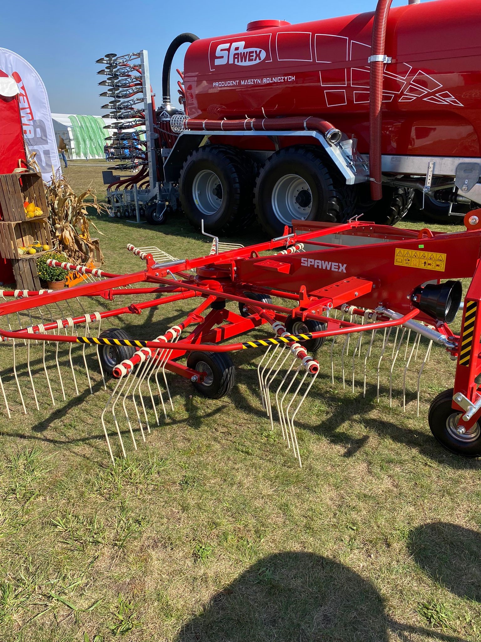 Spawex Kreiselschwader / Rake / Andaineur / Rastrillo / Rastrello / Zgrabiarka 4,5 m - Ot toplama tırmığı: fotoğraf 5 Spawex Kreiselschwader / Rake / Andaineur / Rastrillo / Rastrello / Zgrabiarka 4,5 m - Ot toplama tırmığı: fotoğraf 5