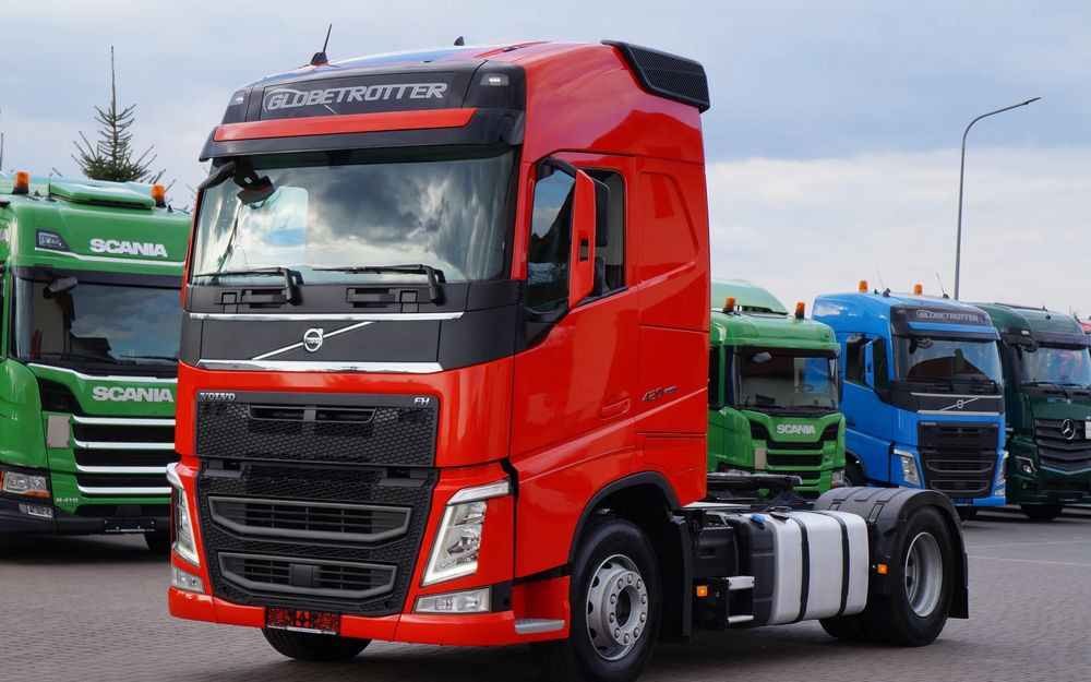 Volvo FH 4 EURO 6 GLOBETROTTER NISKI PRZEBIEG PEŁEN SERWIS - Çekici: fotoğraf 1 Volvo FH 4 EURO 6 GLOBETROTTER NISKI PRZEBIEG PEŁEN SERWIS - Çekici: fotoğraf 1