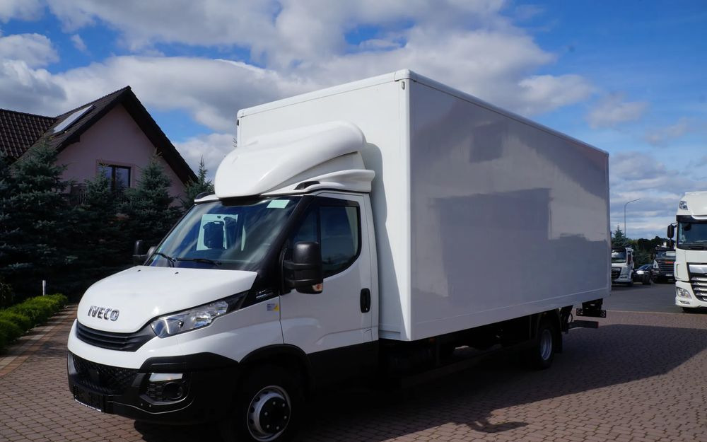 Iveco DAILY 72c18 Automat HI-MATIC Kontener 6 m 117 tys km Wzorowy Stan - Kapalı kasa kamyon: fotoğraf 2 Iveco DAILY 72c18 Automat HI-MATIC Kontener 6 m 117 tys km Wzorowy Stan - Kapalı kasa kamyon: fotoğraf 2