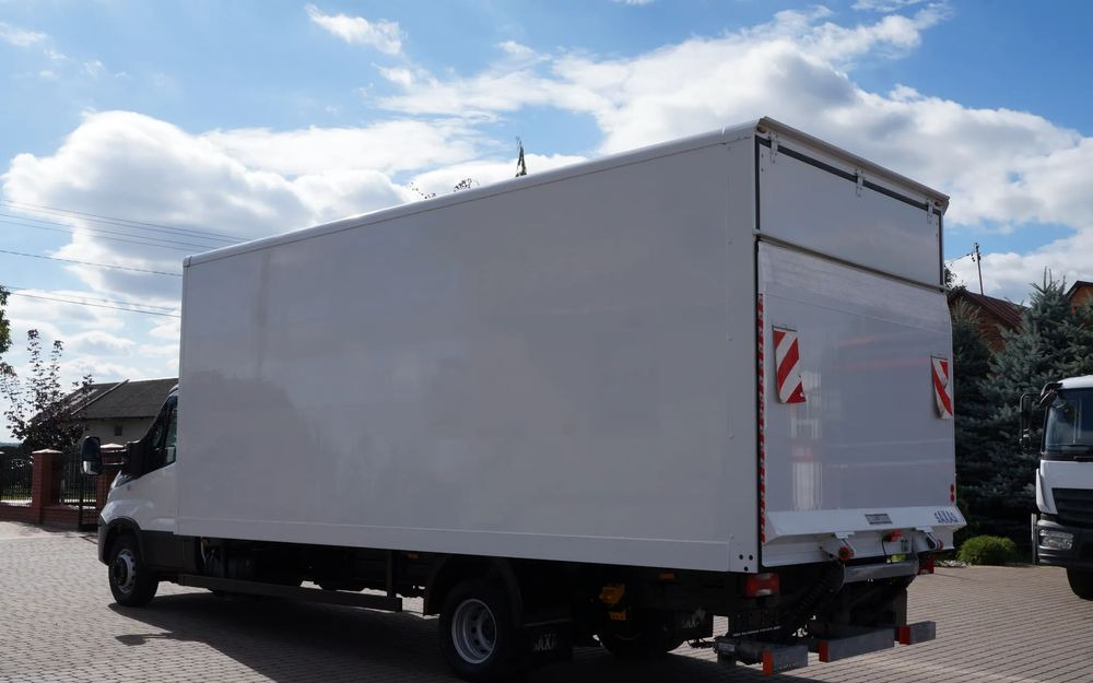 Iveco DAILY 72c18 Automat HI-MATIC Kontener 6 m 117 tys km Wzorowy Stan - Kapalı kasa kamyon: fotoğraf 5 Iveco DAILY 72c18 Automat HI-MATIC Kontener 6 m 117 tys km Wzorowy Stan - Kapalı kasa kamyon: fotoğraf 5
