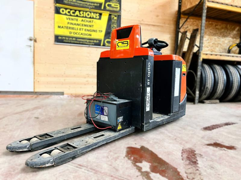 BT OSE250 Gerbeur transpalette électrique - Istif makinası: fotoğraf 1 BT OSE250 Gerbeur transpalette électrique - Istif makinası: fotoğraf 1