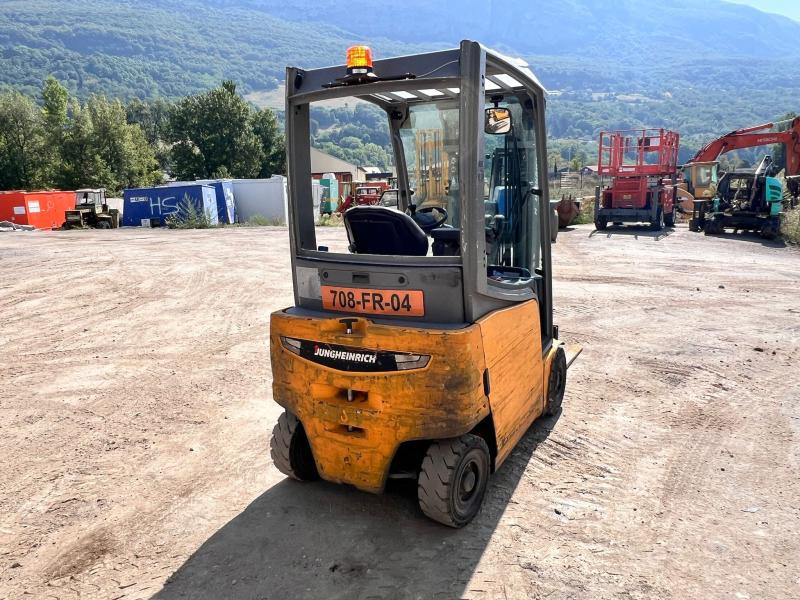 Jungheinrich EFG316K Chariot élévateur électrique 1,6T - Elektrikli forklift: fotoğraf 4 Jungheinrich EFG316K Chariot élévateur électrique 1,6T - Elektrikli forklift: fotoğraf 4