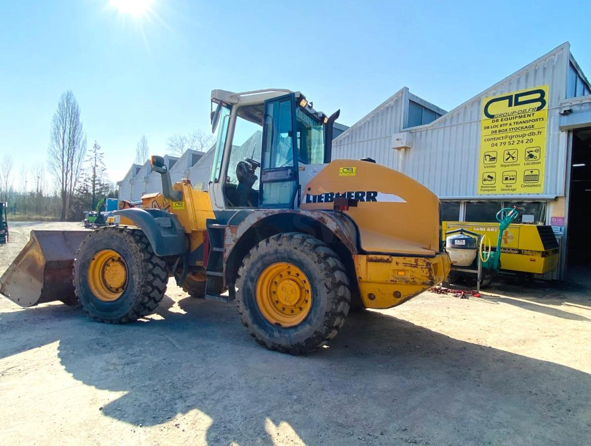 LIEBHERR Chargeuse L524 10T - Tekerlekli yükleyici: fotoğraf 3 LIEBHERR Chargeuse L524 10T - Tekerlekli yükleyici: fotoğraf 3