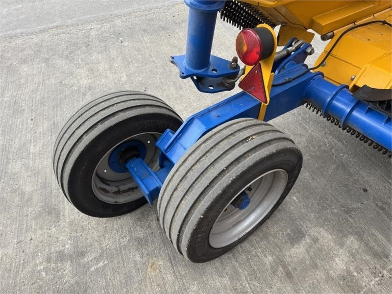 Sap parçalama makinesi Bomford Triwing 6000 Topper: fotoğraf 6