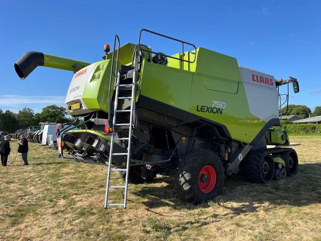 Claas 750TT c/w V900 Header - Biçerdöver: fotoğraf 4 Claas 750TT c/w V900 Header - Biçerdöver: fotoğraf 4