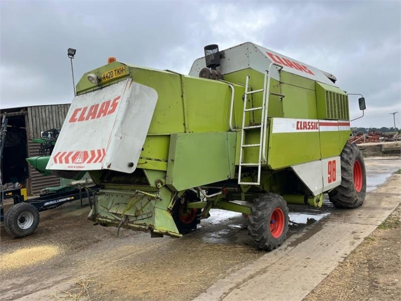 Claas Claas Dominator Classic 98 c/w C450 Header - Hasat makinesi aksesuarları: fotoğraf 3 Claas Claas Dominator Classic 98 c/w C450 Header - Hasat makinesi aksesuarları: fotoğraf 3